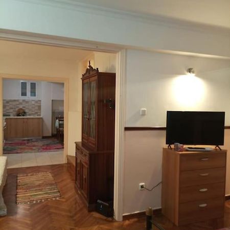 Romantic Apartment Ideal For Women! Афины Экстерьер фото