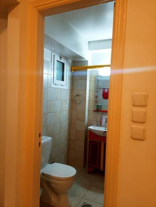 Romantic Apartment Ideal For Women! Афины Экстерьер фото