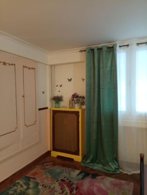 Romantic Apartment Ideal For Women! Афины Экстерьер фото