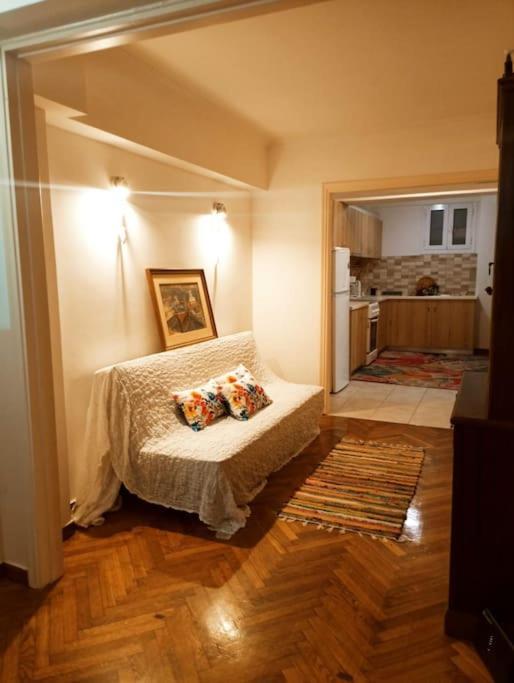Romantic Apartment Ideal For Women! Афины Экстерьер фото