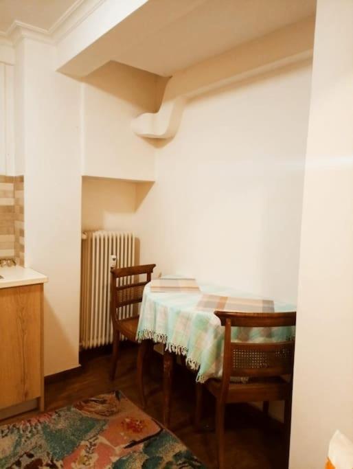 Romantic Apartment Ideal For Women! Афины Экстерьер фото